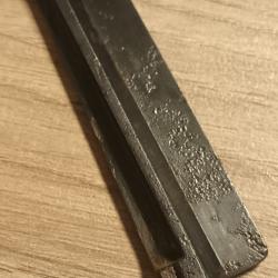 Planchette &eacute;l&eacute;vatrice K98 ww2 avec marquage aigle allemand.