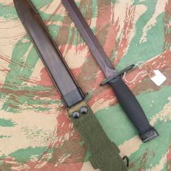 Ba&iuml;onnette mod&egrave;le US M7 L longue de fabrication eickhorn Allemagne pour M16 et d&eacute;riv&eacute;s
