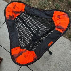 Tr&eacute;pied de chasse Solognac BGP 900 carbone - Ultra l&eacute;ger 620g - Tr&egrave;s bon &eacute;tat