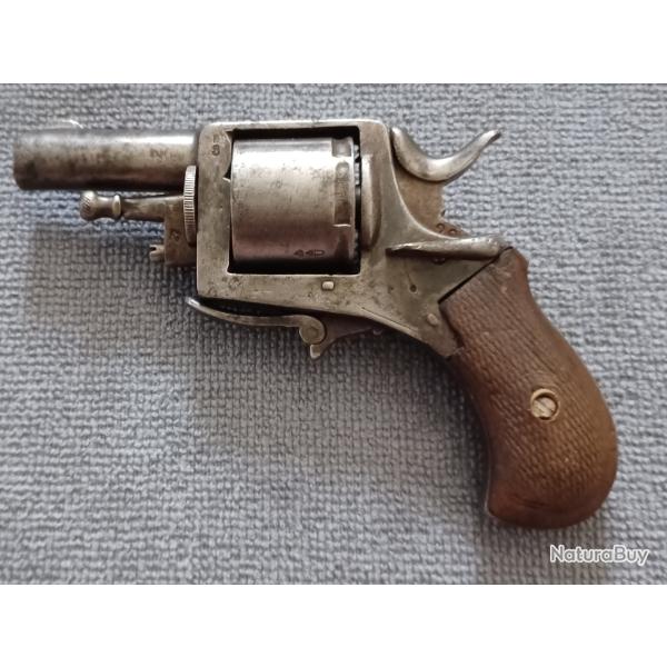 N�1 Revolver bulldog 320