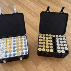 Vends deux bo&icirc;tes de rangement pour cartouches de 12 imprimees en PLA