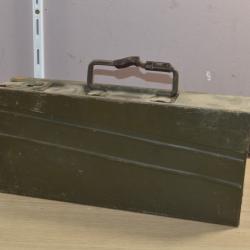 caisse tch&egrave;que Munition surplus Militaire  Box M&eacute;tal Post WWII (5)