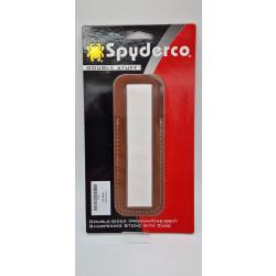 Pierre &agrave; aff&ucirc;ter SPYDERCO medium/fin