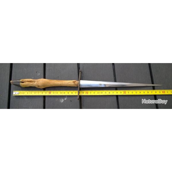 GRANDE DAGUE DE CHASSE VENERIE ARTISANALE  MANCHE PATTE  DE CHEVREUIL  LONG  40 CM