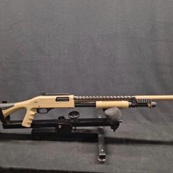 Fusil &agrave; pompe Winchester SXP  extrem "black earth" defender cal.12/76