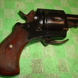 JOILE PETIT BULLDOG CAL 320