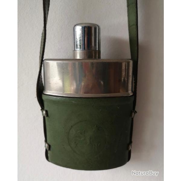 Gourde style militaire