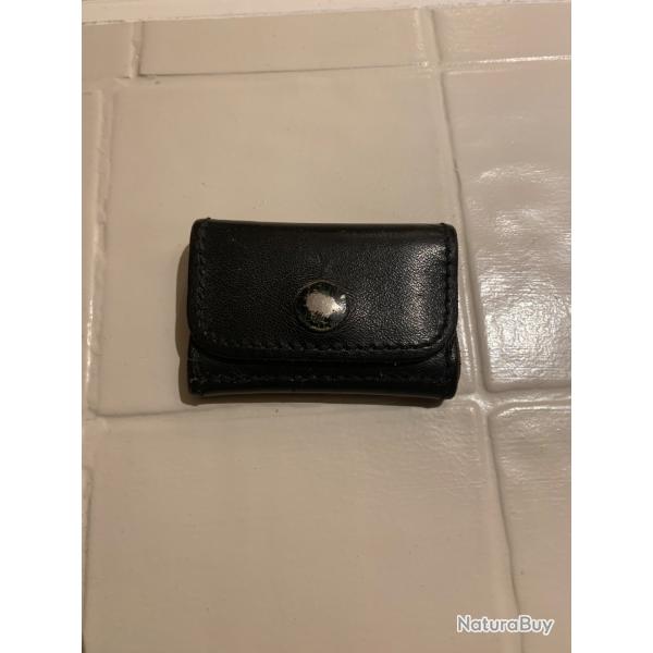 Cartouchi�re de ceinture ancienne de la police nationale, 6 munitions.