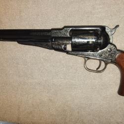 Magnifique  r&eacute;volver  pietta  1858 grav&eacute;  poudre  noire