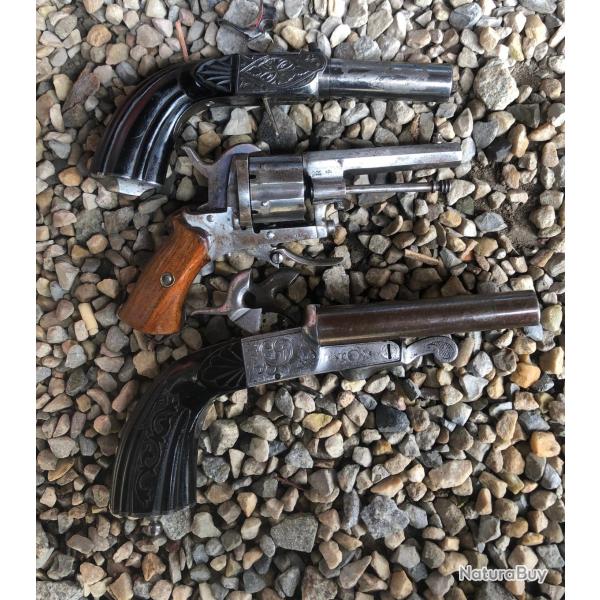 UN JOLI LOT DE GRENIER REVOLVER ET AUTRES