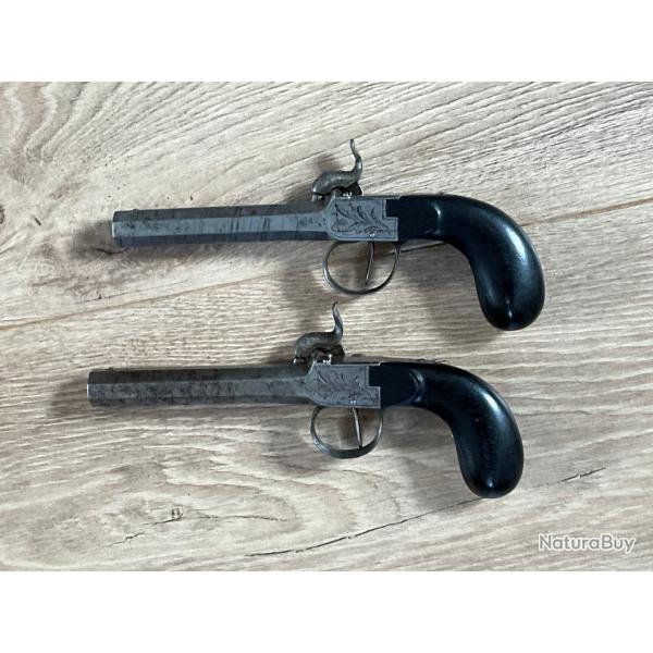 Belle paire de  Pistolets de voyage � percussion - XIXe si�cle