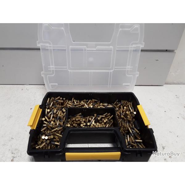 Lot de 3,5kg de balles RWS TARGET PISTOL cal.22lr 40gr + malette