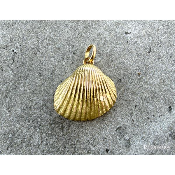 Pendentif or massif 18 carats - coquille Saint-Jacques (avec sa perle ) - m�daille -  catholique