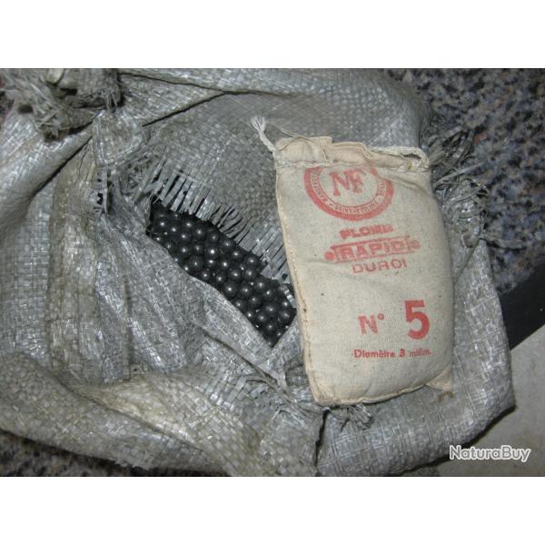 LOT DE 5KG DE PLOMBS DE CHEVROTINES PLUS 1KG DE PLBS 5