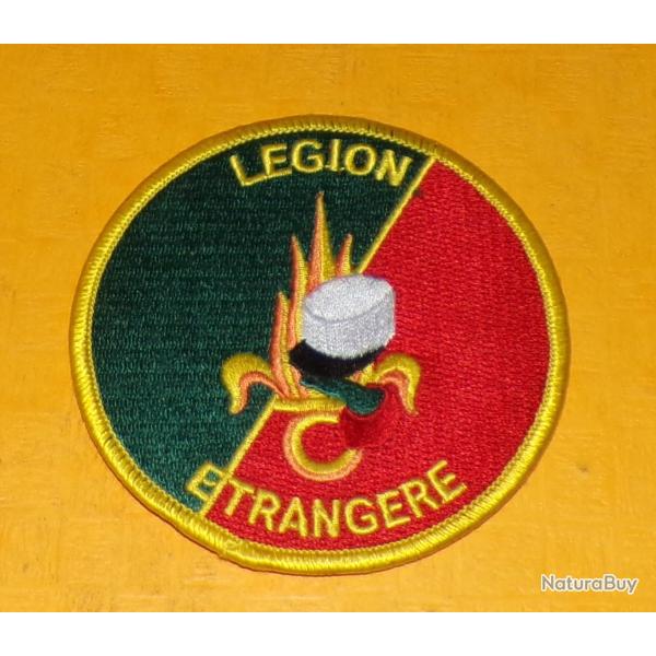 TISSU  :  LEGION ETRANGERE   , HAUTEUR  9 CM , BON ETAT VOIR PHOTOS . POUR TOUT RENSEIGNEMENT ME CON