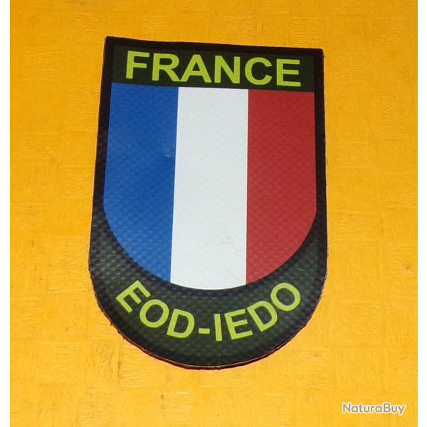 TISSU  :  DRAPEAU FRANCE EOD-IEDO   Les formations en EOD (Explosives Ordnance Disposal) et IEDD (Im