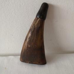 Poire &agrave; poudre ancienne