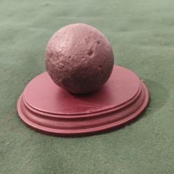 Projectile en acier pour couleuvrine, bouche &agrave; feu navale normalement en bronze du XVIIe si&egrave;cle