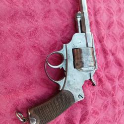 Revolver modele 1873 tr&egrave;s tr&egrave;s beau
