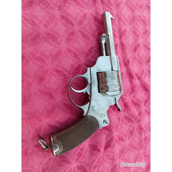 Revolver modele 1873 tr�s tr�s beau