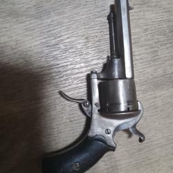 Revolver a pn