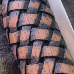 Opinel n13 , restaur&eacute;, aff&ucirc;t&eacute;, pyrogravure tressage 3 D ,travail artisanale  pi&egrave;ce unique