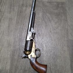 Revolver &agrave; poudre noire de collection