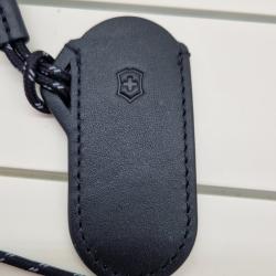 Etui VICTORINOX cuir noir 7cm