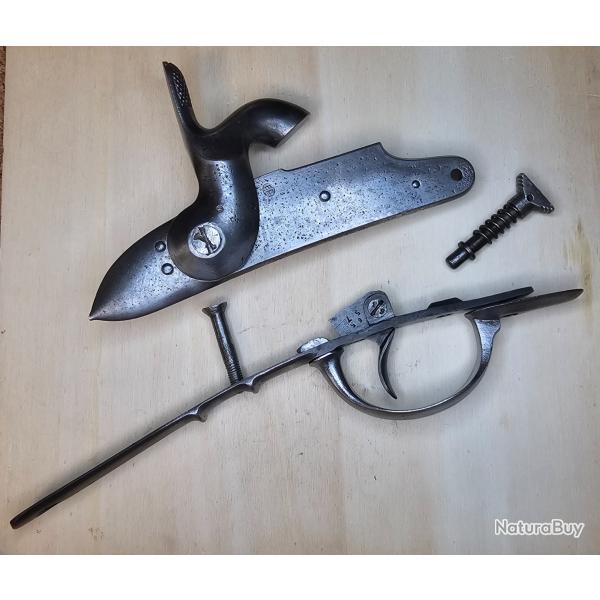 Ensemble de pi�ces pour 1822 T bis : platine compl�te + plaque de pontet + pontet + d�tente