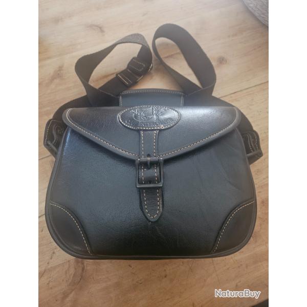 vend sac a cartouches en cuir de buffle club interchasse