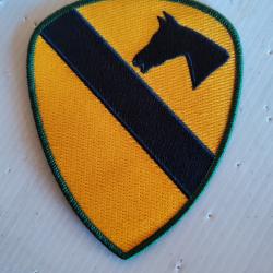 INSIGNE TISSU DE LA PREMI&Egrave;RE DIVISION DE CAVALERIE US.BORD VERT