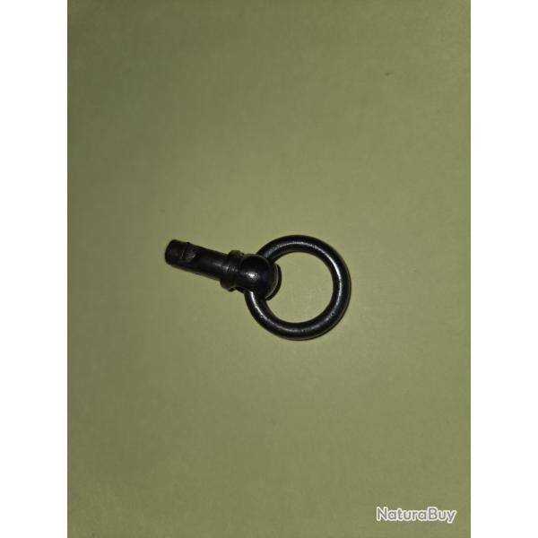 Anneau de dragonne complet pour revolver r�glementaire Chamelot Delvigne Mle 1873 .