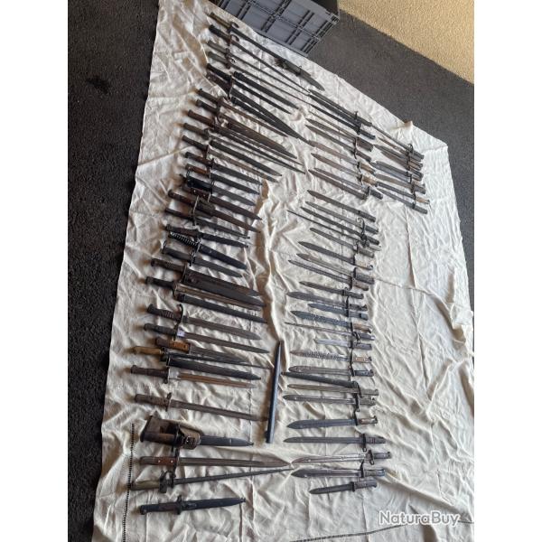 Lot de 75 ba�onnettes militaires anciennes - Vente du lot complet