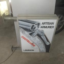 Enseigne lumineuse, armurerie, coutellerie