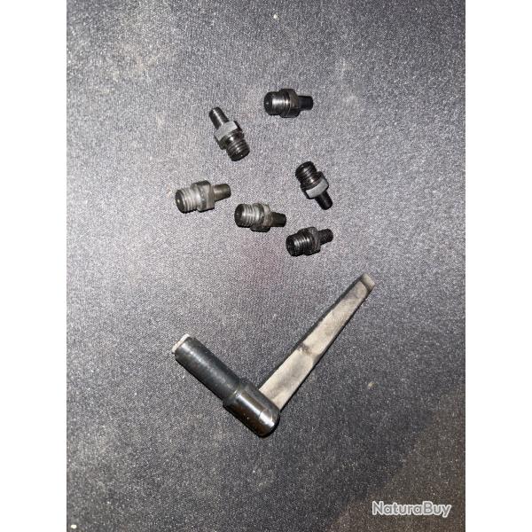 Clef de d�montage pour chemin�e Colt Dragoon et Walker Uberti avec 6 chemin�es pour Dragoon.