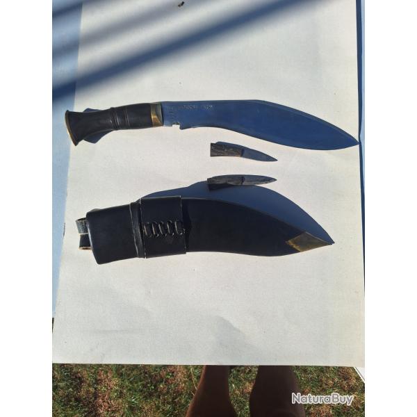 Kukri n�palais