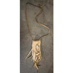 Sac m&eacute;decine collier indien des plaines perles