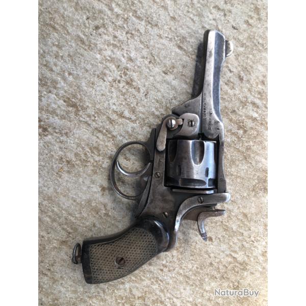 REVOLVER WEBLEY CAL 320 a restaurer m�canisme bloqu�