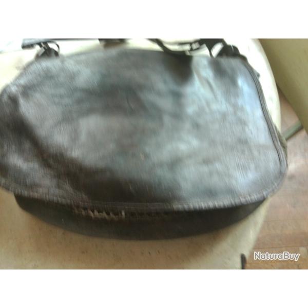 trea ancien carnier gibeciere