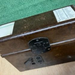 Beau t&eacute;l&eacute;phone de campagne allemand WW2