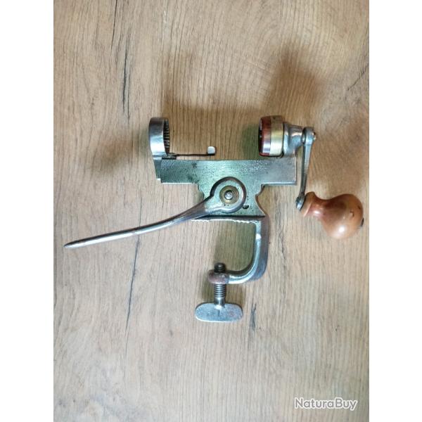 Sertisseur de table � bras oscillant MB Cal 16
