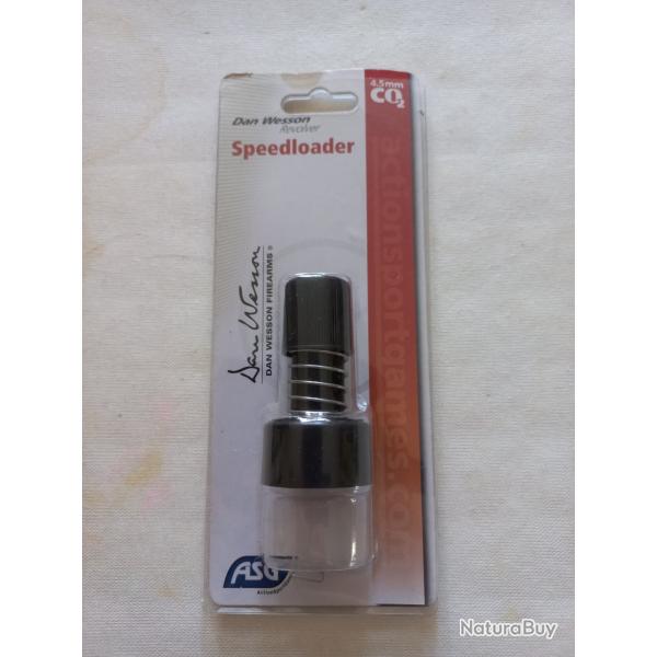 Speed loader pour recharger un DAN WESSON