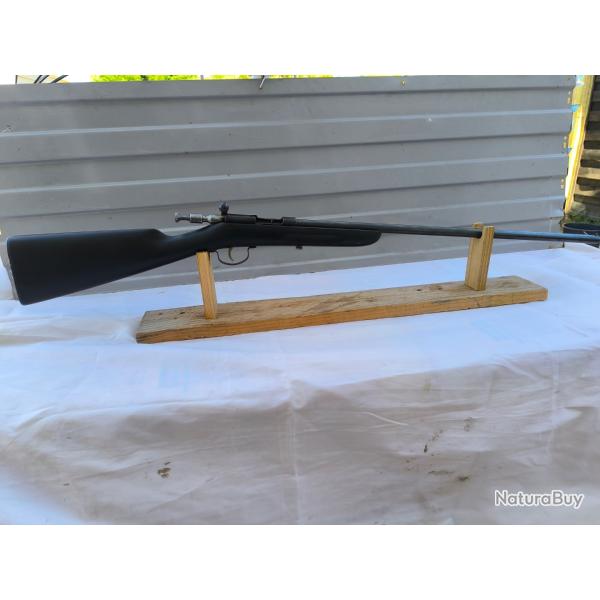 Carabine 9mm � percussion centale.