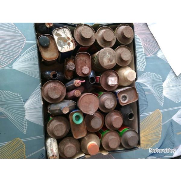 lot de 31 bidons de poudre vides pour collection.