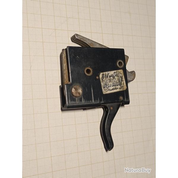 BLOC DETENTE POUR ANCIENNE CARABINE WEIHRAUCH A AIR COMPRIME........t05
