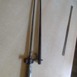 Baionnette et son fourreau, fran&ccedil;aise ,guerre 14-18,  dit Rosalie pour fusil lebel