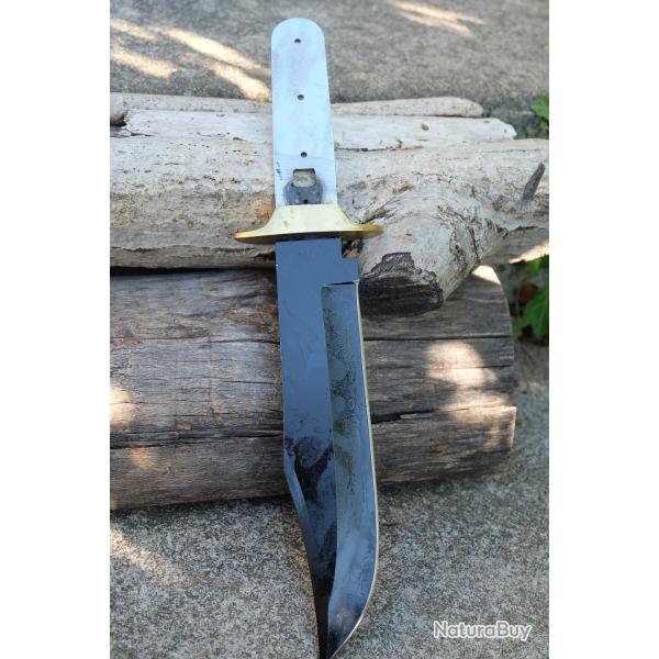 Lame Bowie Clip Point Acier Carbone 1055 Lame A Customiser Le Manche Garde Laiton Couteau de Chasse