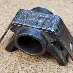 Pivot / base du bipied de FM BAR 1918A2