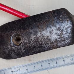 Ancienne plaque de couche en acier. A identifier