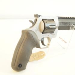 revolver taurus racing hunter 44mag